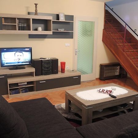 Apartment In Centre For 7 Split Chambre photo