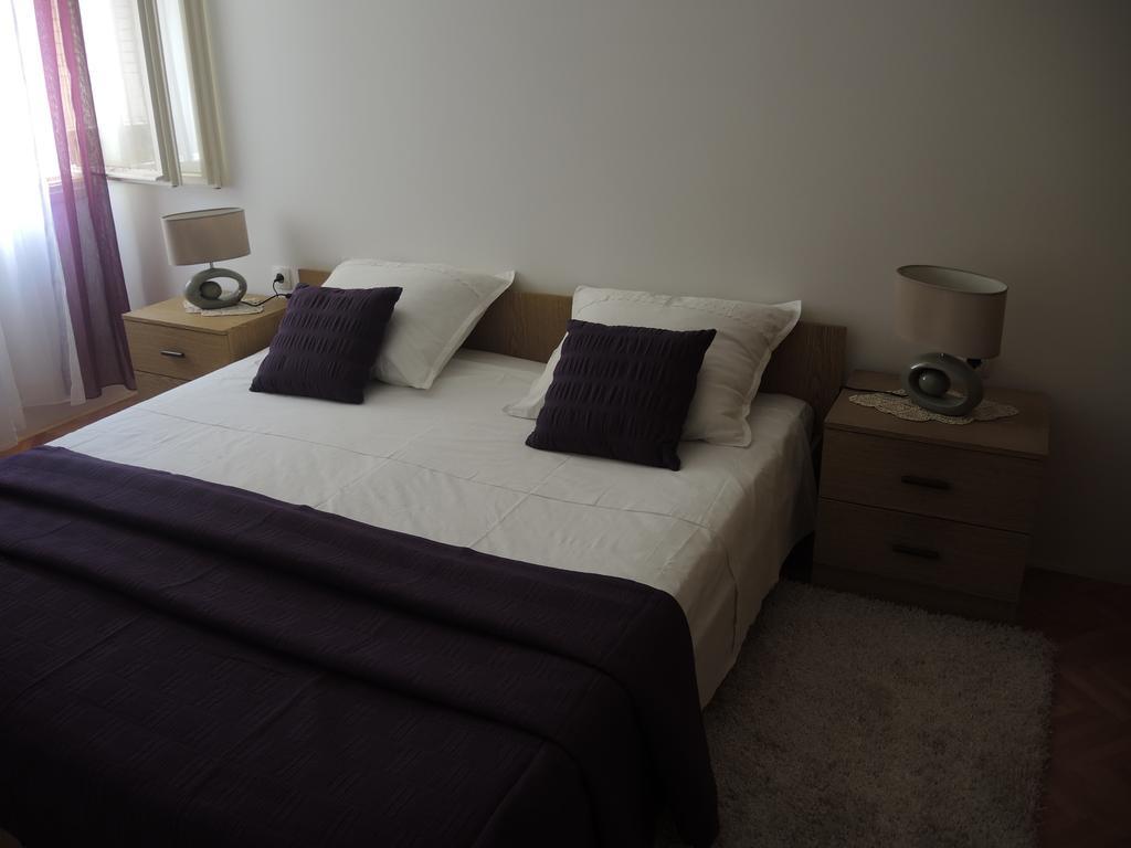 Apartment In Centre For 7 Split Chambre photo