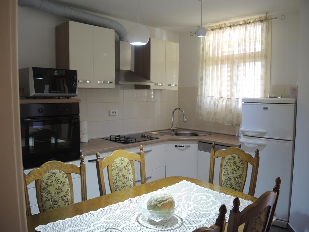 Apartment In Centre For 7 Split Chambre photo